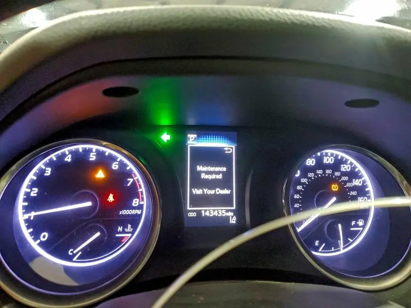 2020 TOYOTA CAMRY LE  