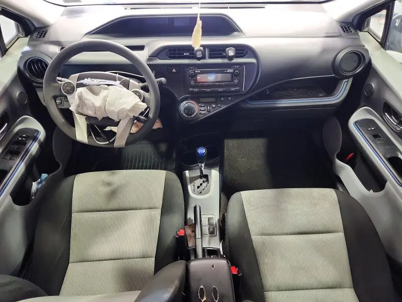 2013 TOYOTA PRIUS C TWO  