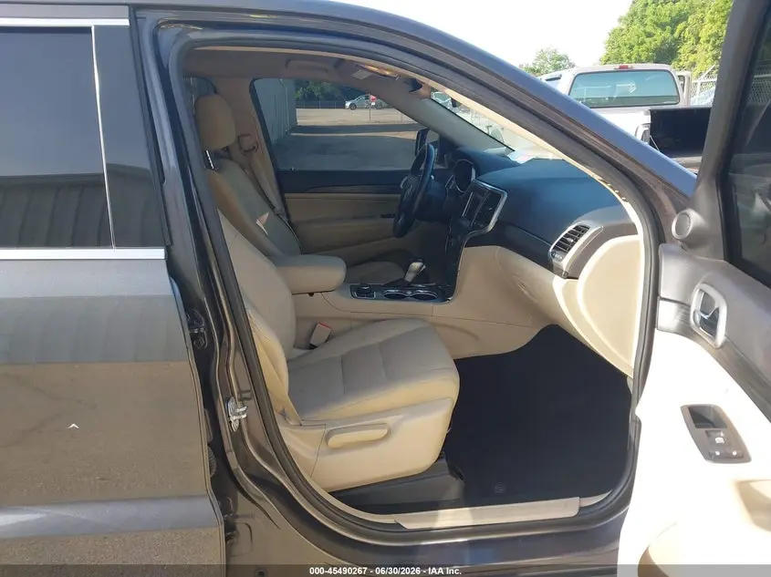 2020 JEEP GRAND CHEROKEE LAREDO E 4X4