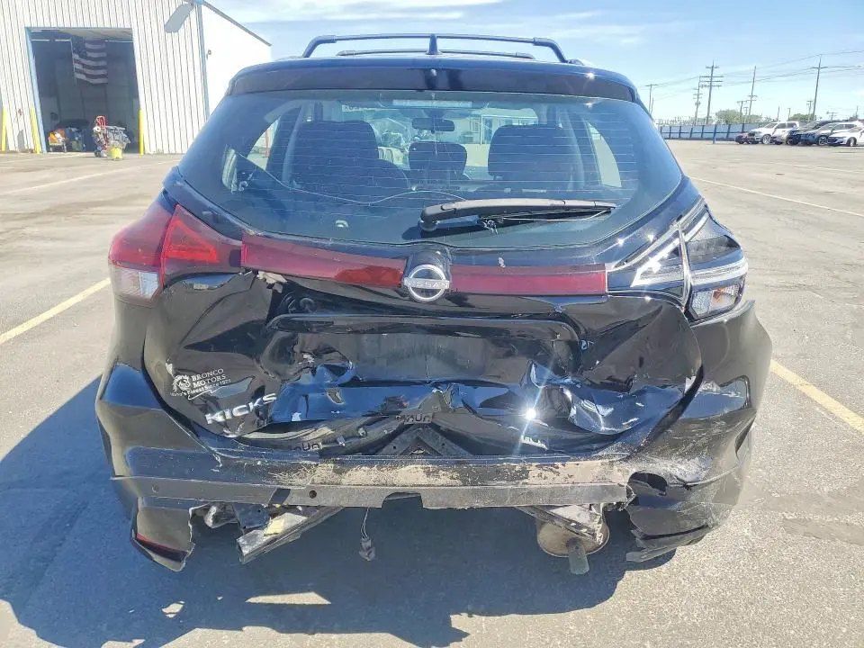 2023 NISSAN KICKS   