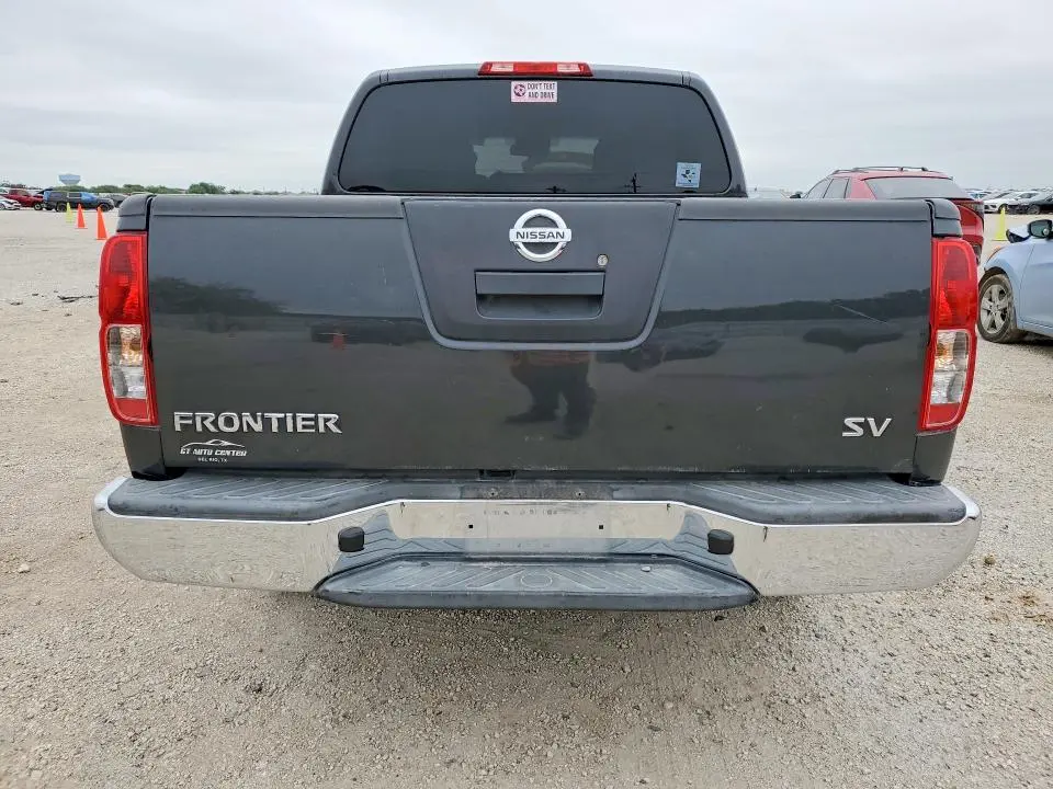 2012 NISSAN FRONTIER S  
