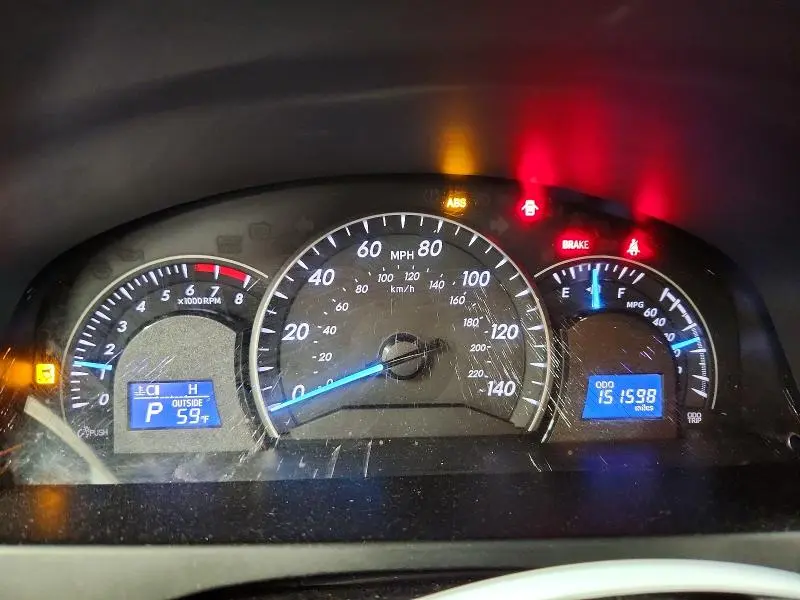 2012 TOYOTA CAMRY XLE  