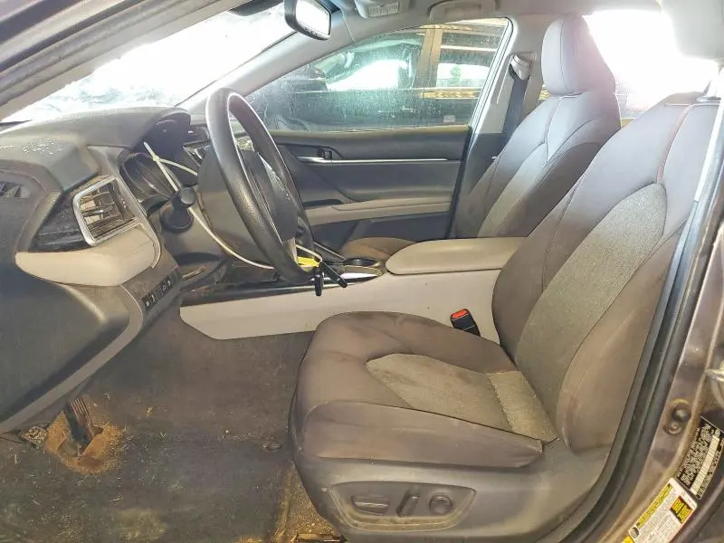 2018 TOYOTA CAMRY LE  