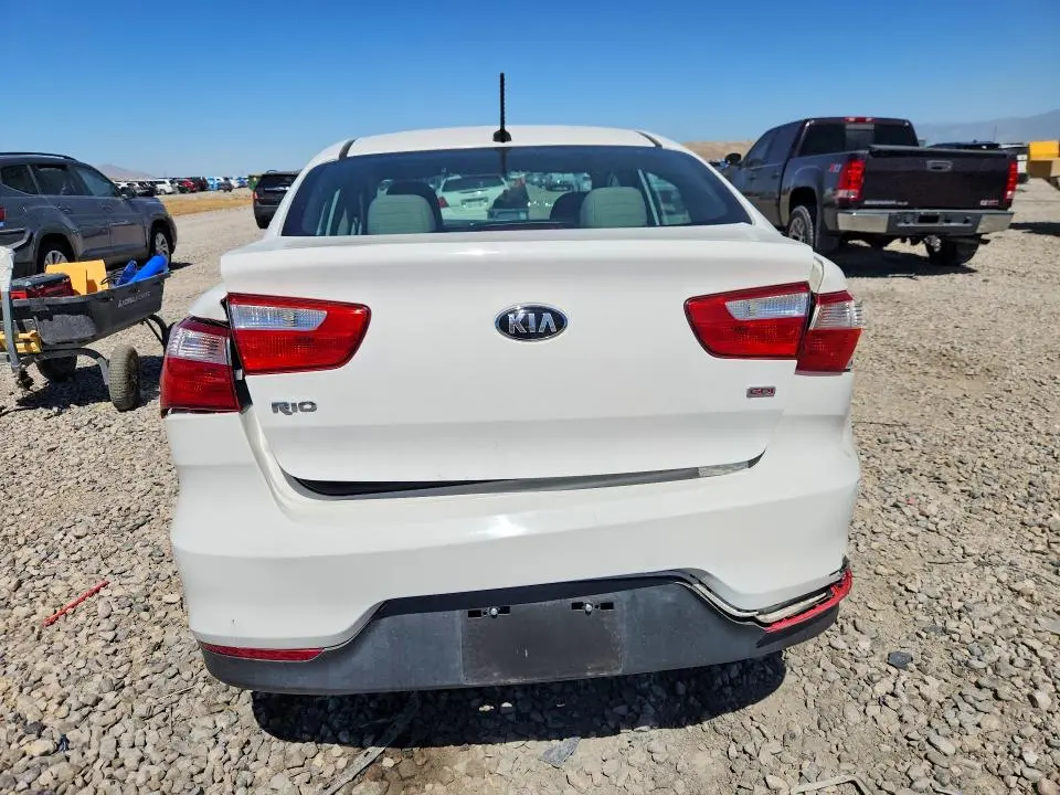 2016 KIA RIO LX  