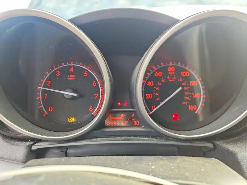 2010 MAZDA 3 S  