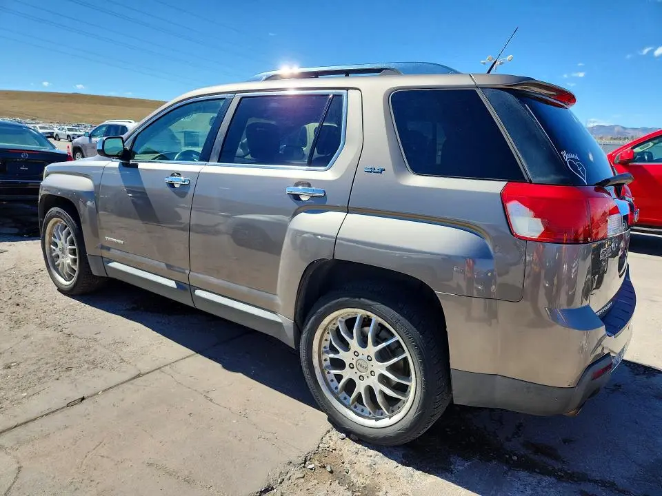 2010 GMC TERRAIN SLT  