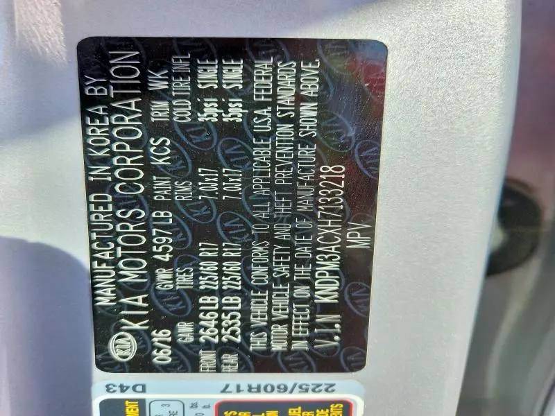 2017 KIA SPORTAGE LX  