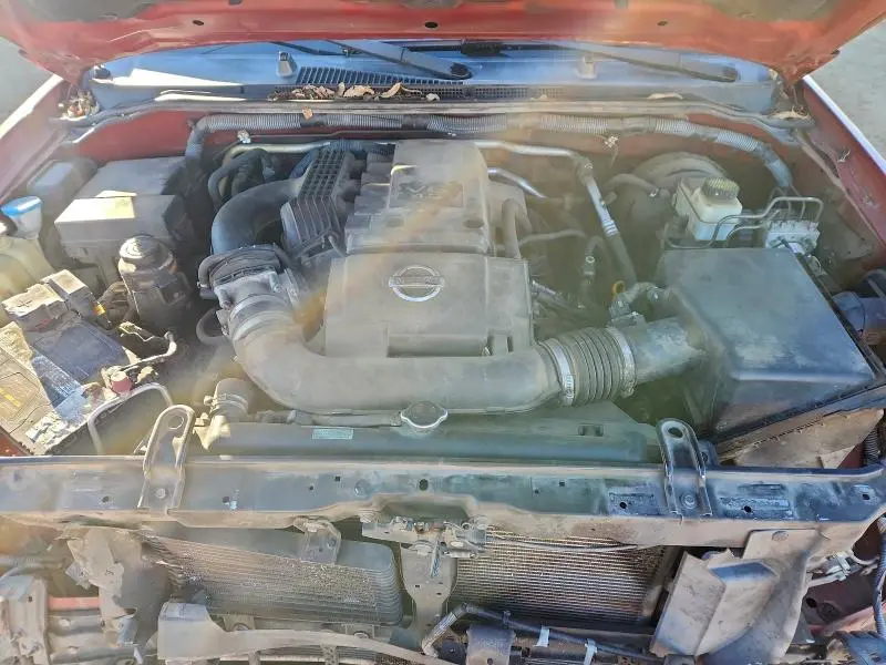 2011 NISSAN FRONTIER S  