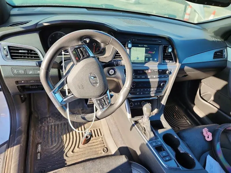2015 HYUNDAI SONATA LIMITED 2.0T  