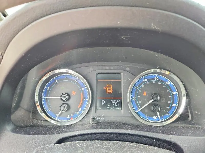 2019 TOYOTA COROLLA LE  