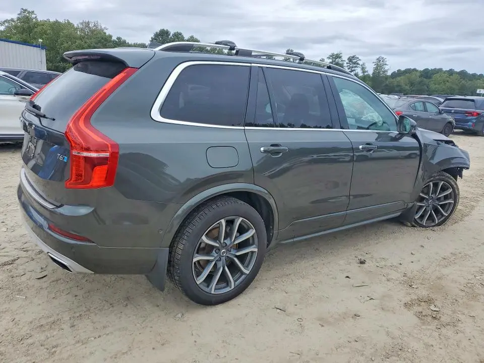 2018 VOLVO XC90 T6  