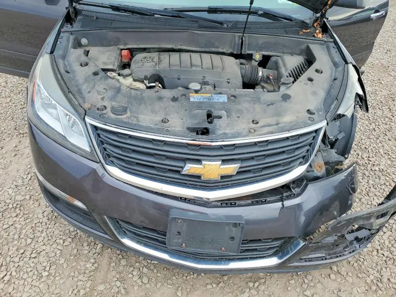 2016 CHEVROLET TRAVERSE LS  