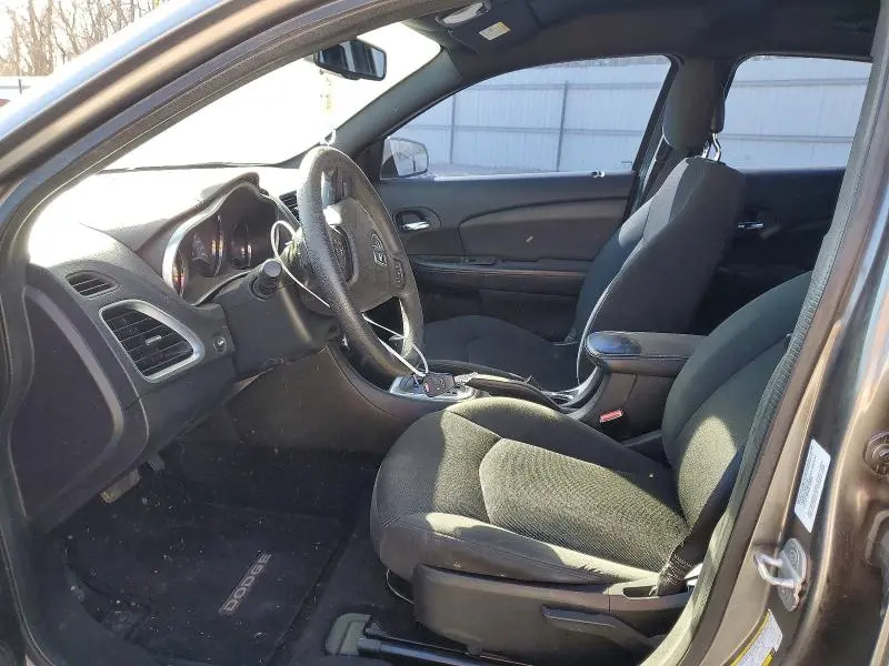 2013 DODGE AVENGER SE  