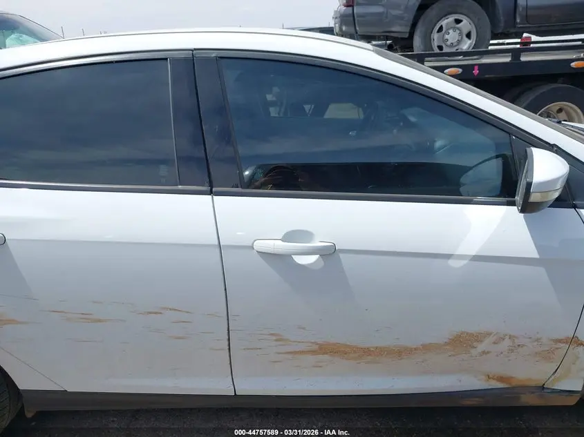 2016 FORD FOCUS SE