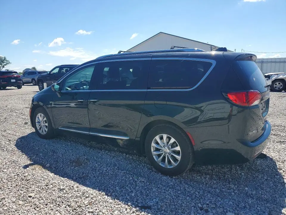 2018 CHRYSLER PACIFICA TOURING L PLUS  
