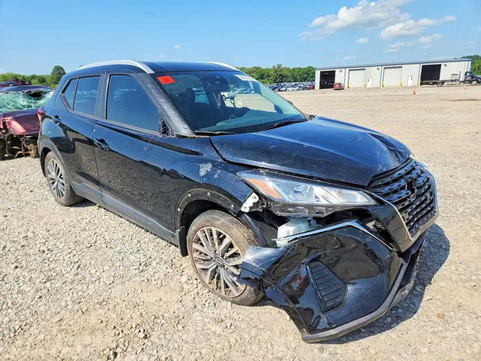 2023 NISSAN KICKS   