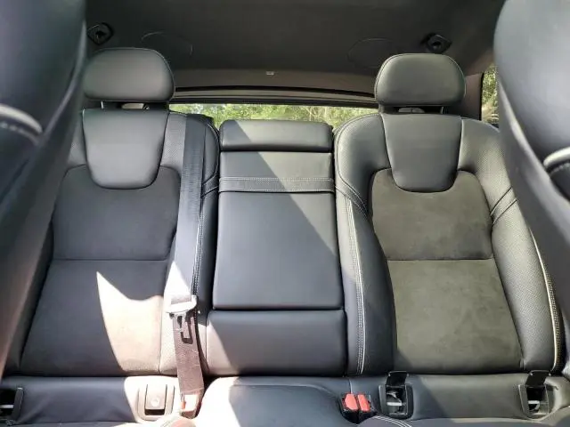 2019 VOLVO XC60 T6 R-DESIGN  