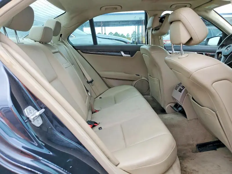 2012 MERCEDES-BENZ C 250  