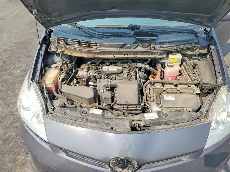 2015 TOYOTA PRIUS TWO  