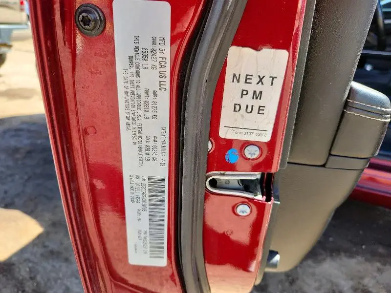 2019 CHRYSLER 300 S  