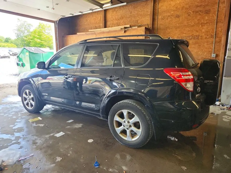 2011 TOYOTA RAV4 LIMITED  