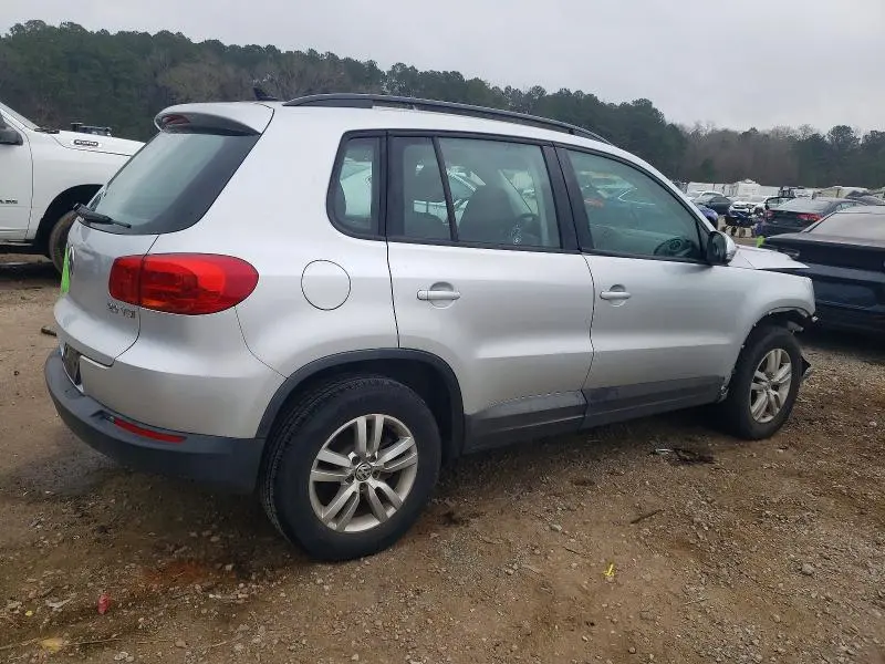 2015 VOLKSWAGEN TIGUAN S  