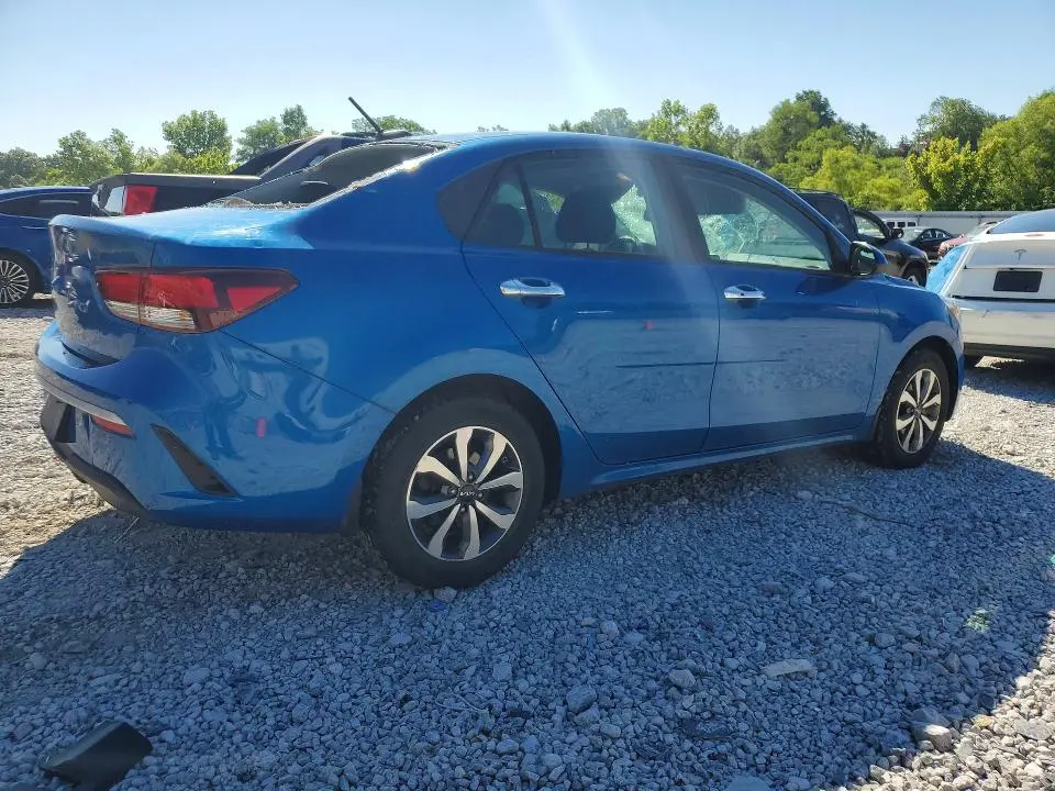 2022 KIA RIO S  