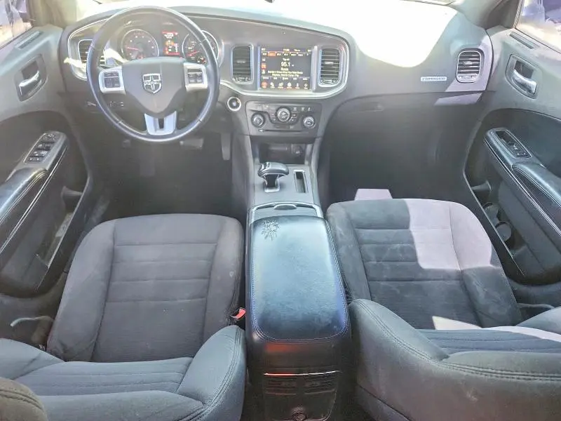 2014 DODGE CHARGER SE  