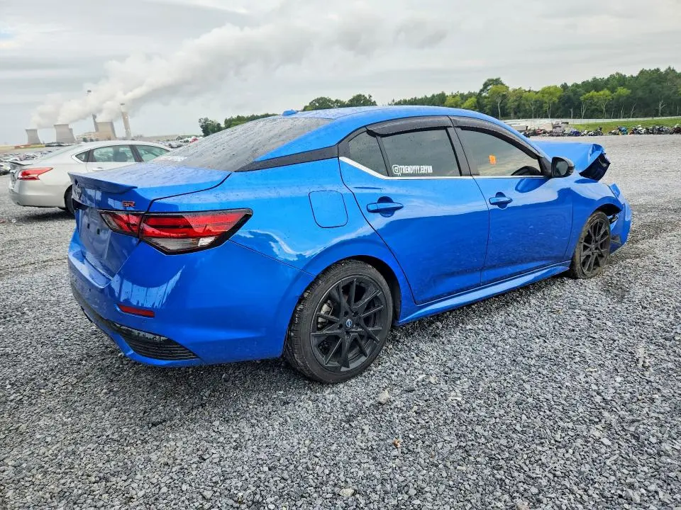2025 NISSAN SENTRA SR  
