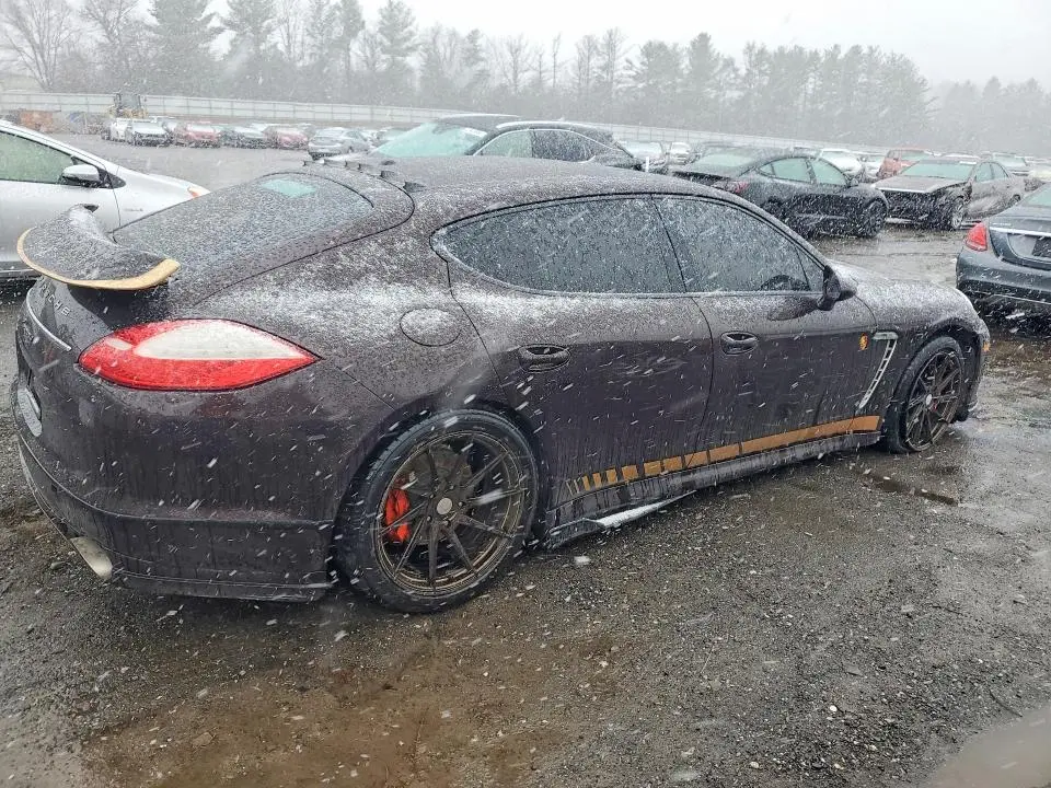 2013 PORSCHE PANAMERA 2  