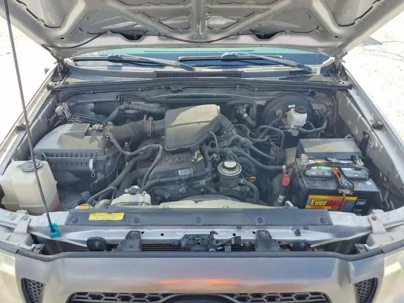2011 TOYOTA TACOMA BASE  