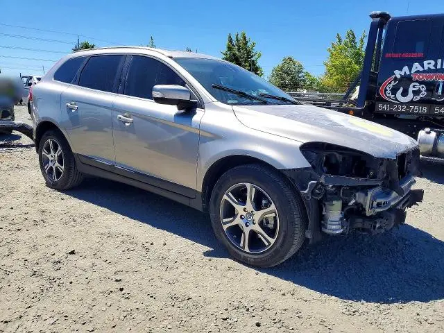 2013 VOLVO XC60 T6  