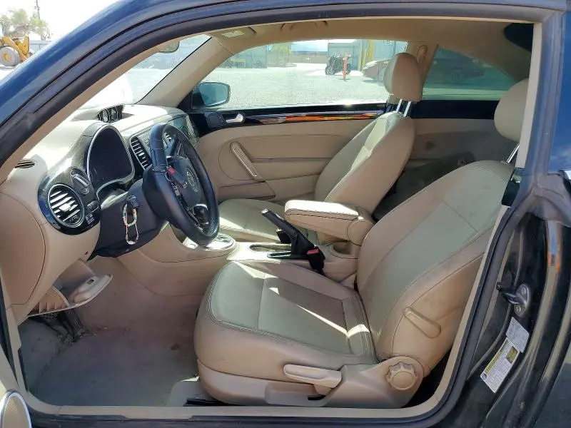 2013 VOLKSWAGEN BEETLE   