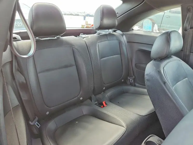2017 VOLKSWAGEN BEETLE 1.8T  