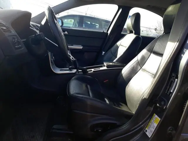 2010 VOLVO S40 2.4I