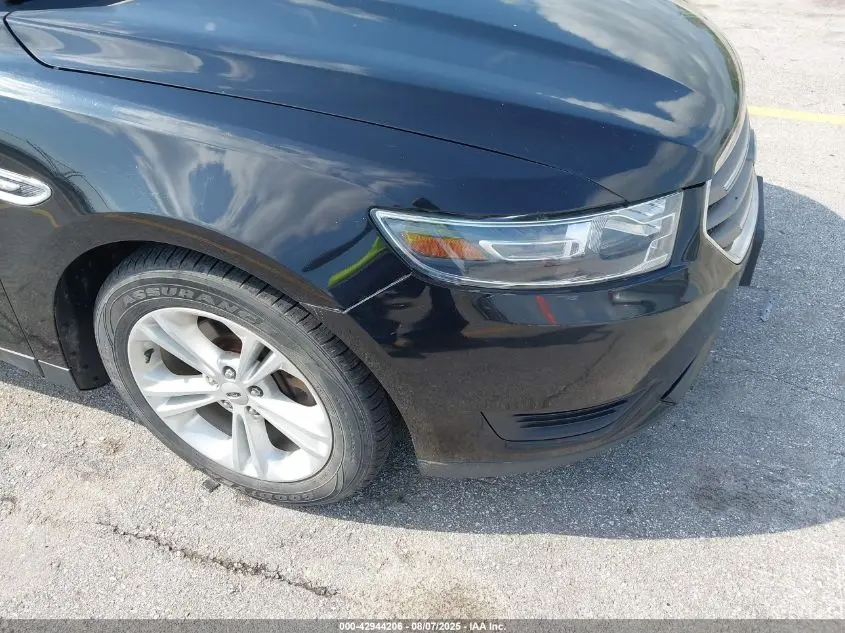 2016 FORD TAURUS SE