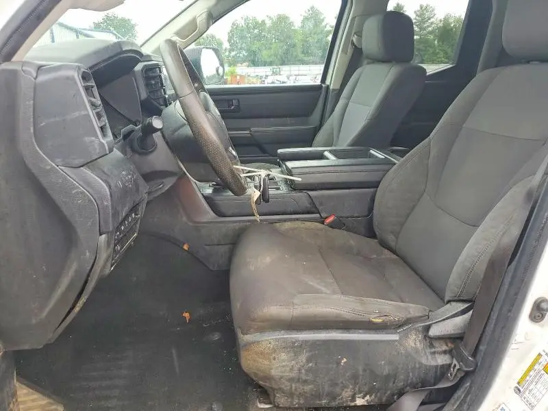 2023 TOYOTA TUNDRA SR  