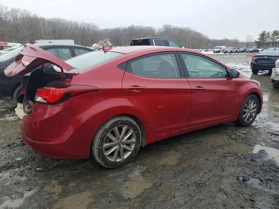 2015 HYUNDAI ELANTRA SE  