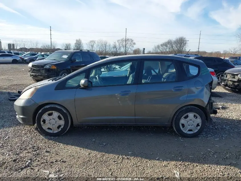 2013 HONDA FIT  