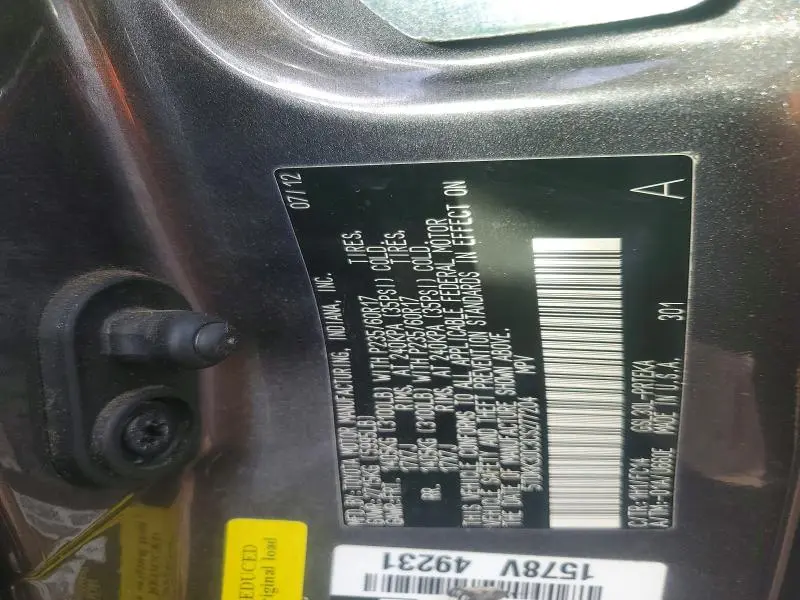 2012 TOYOTA SIENNA LE  