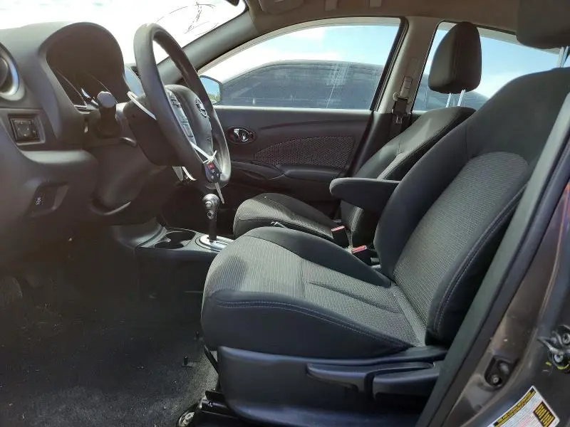 2016 NISSAN VERSA 1.6 SV  