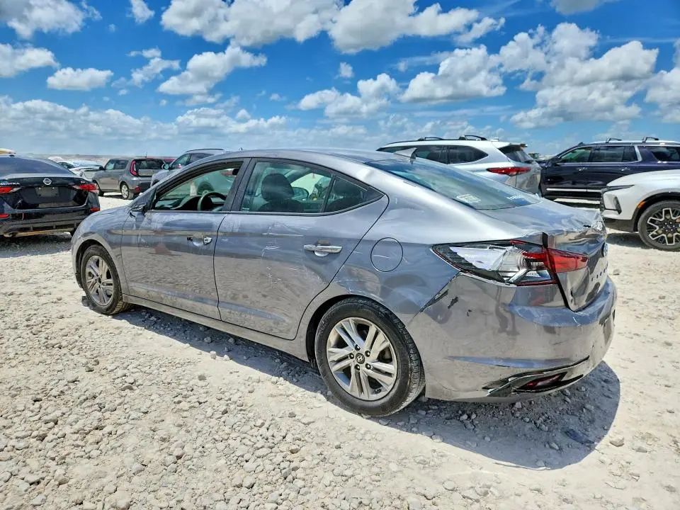 2019 HYUNDAI ELANTRA SEL  