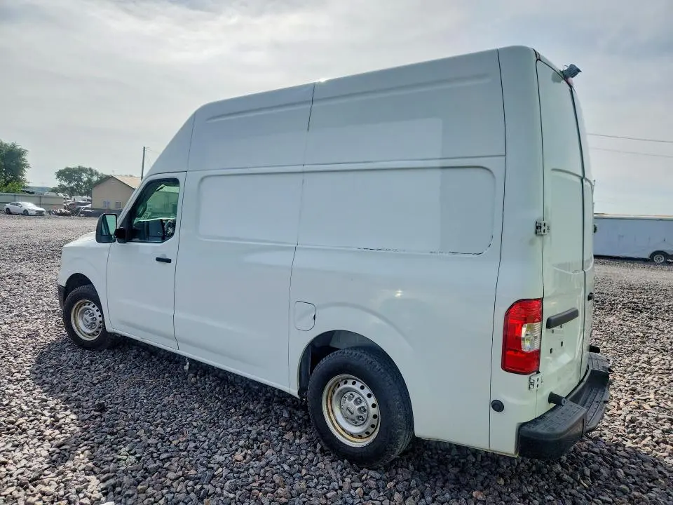 2014 NISSAN NV 2500  