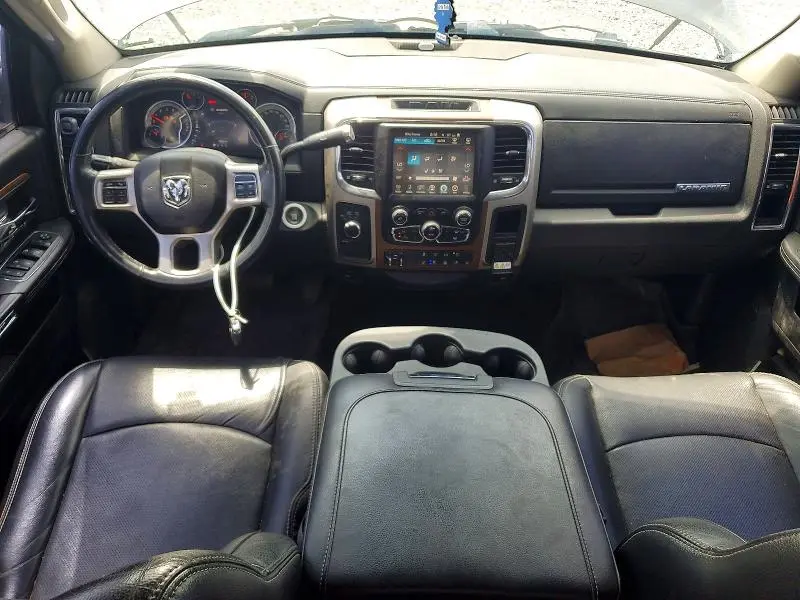 2015 RAM 3500 LARAMIE  