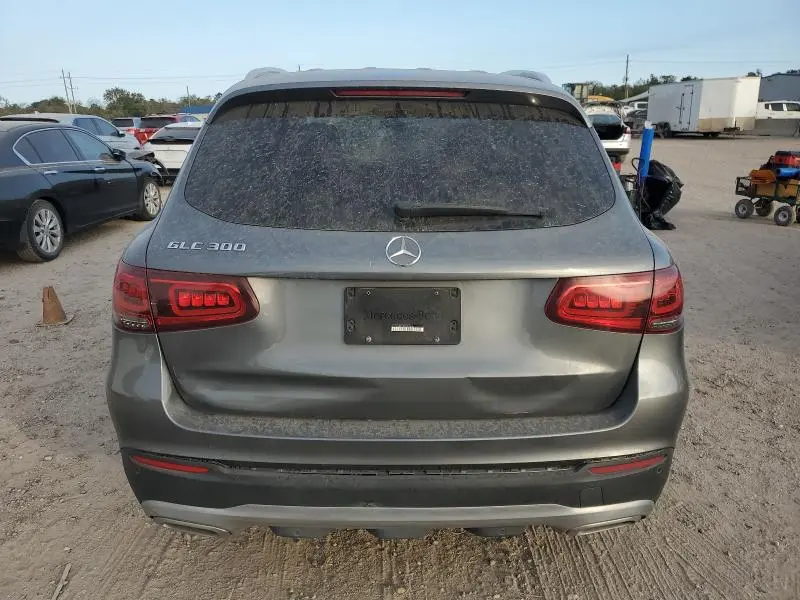 2021 MERCEDES-BENZ GLC 300  