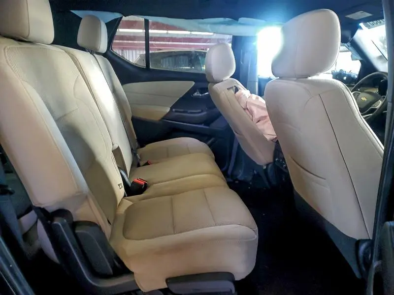 2022 CHEVROLET TRAVERSE LS  