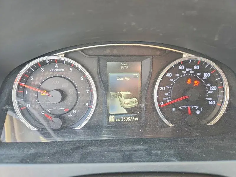 2015 TOYOTA CAMRY XSE  