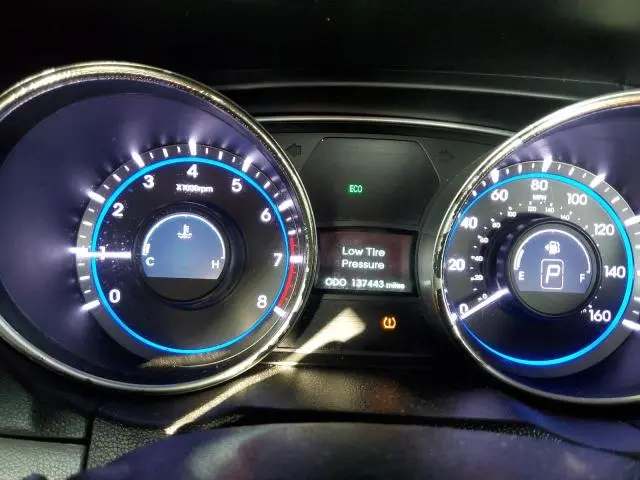 2012 HYUNDAI SONATA SE  