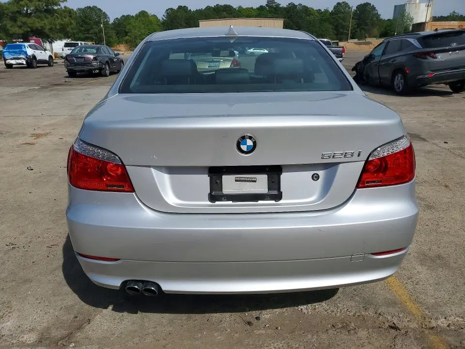 2010 BMW 528 I  