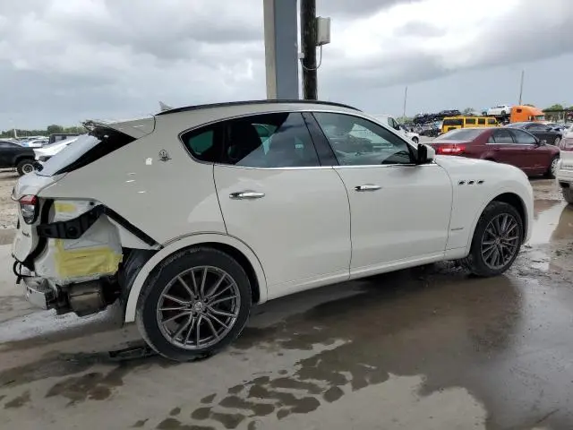 2021 MASERATI LEVANTE S SPORT  